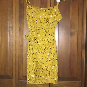 cute never worn sun dress!